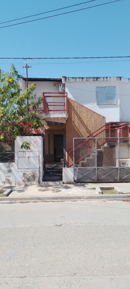 DEPARTAMENTO EN PLANTA ALTA CALLE SAN MARTIN 