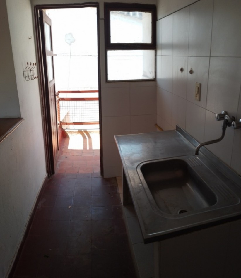 DEPARTAMENTO EN PLANTA ALTA CALLE SAN MARTIN 